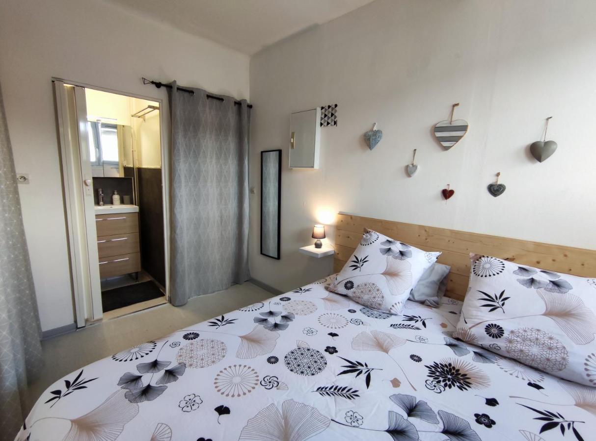 Appartamento Joli Petit T2 Terrasse Proche Du Phare Calais Esterno foto