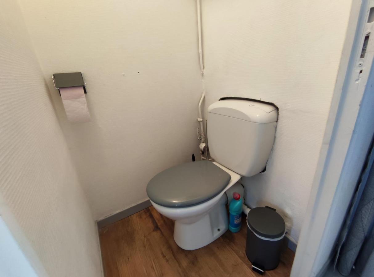 Appartamento Joli Petit T2 Terrasse Proche Du Phare Calais Esterno foto